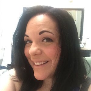 Meet your Posher, Dana